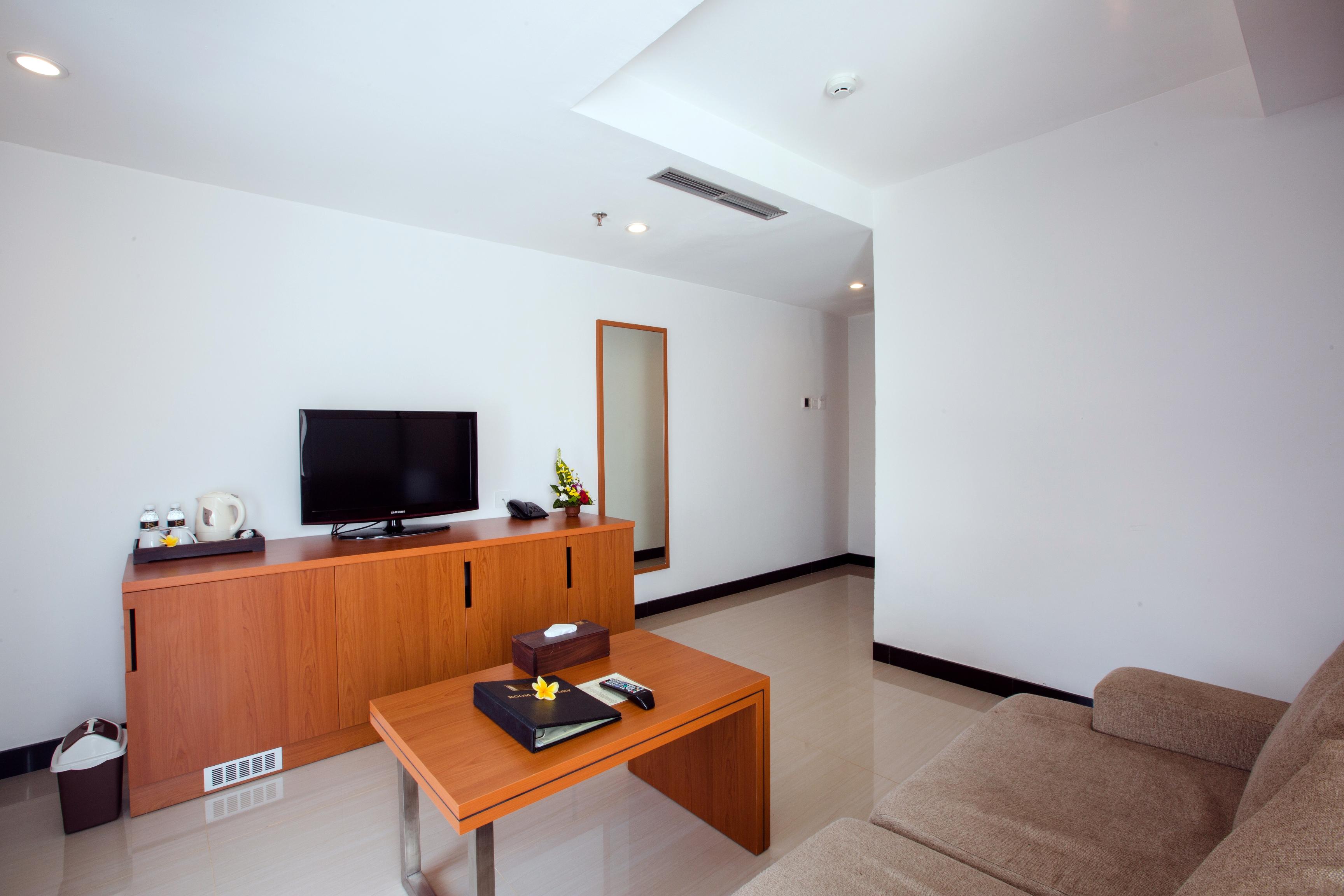 Royal Regantris Kuta Hotel Kuta Lombok Kültér fotó