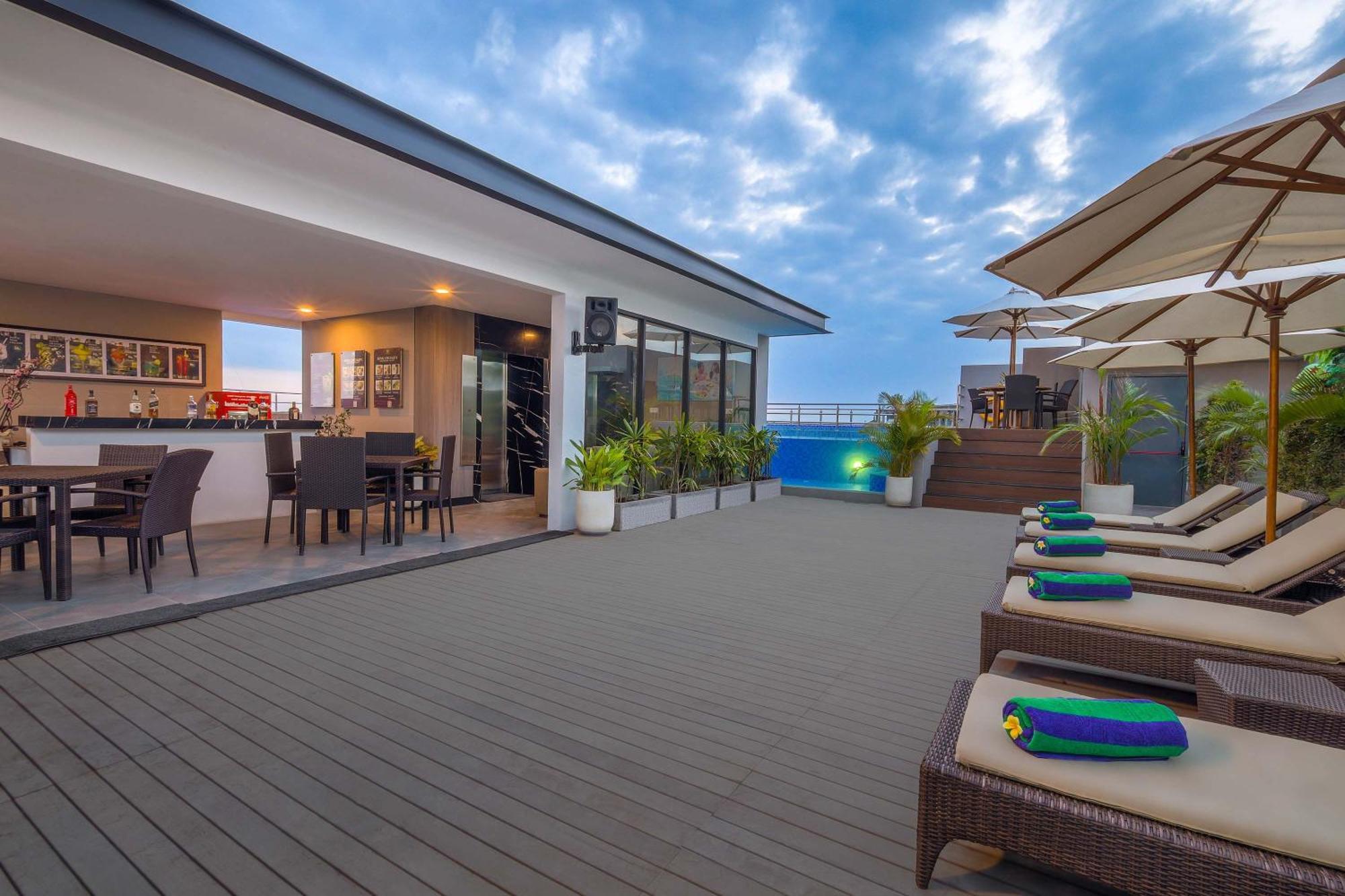 Royal Regantris Kuta Hotel Kuta Lombok Kültér fotó