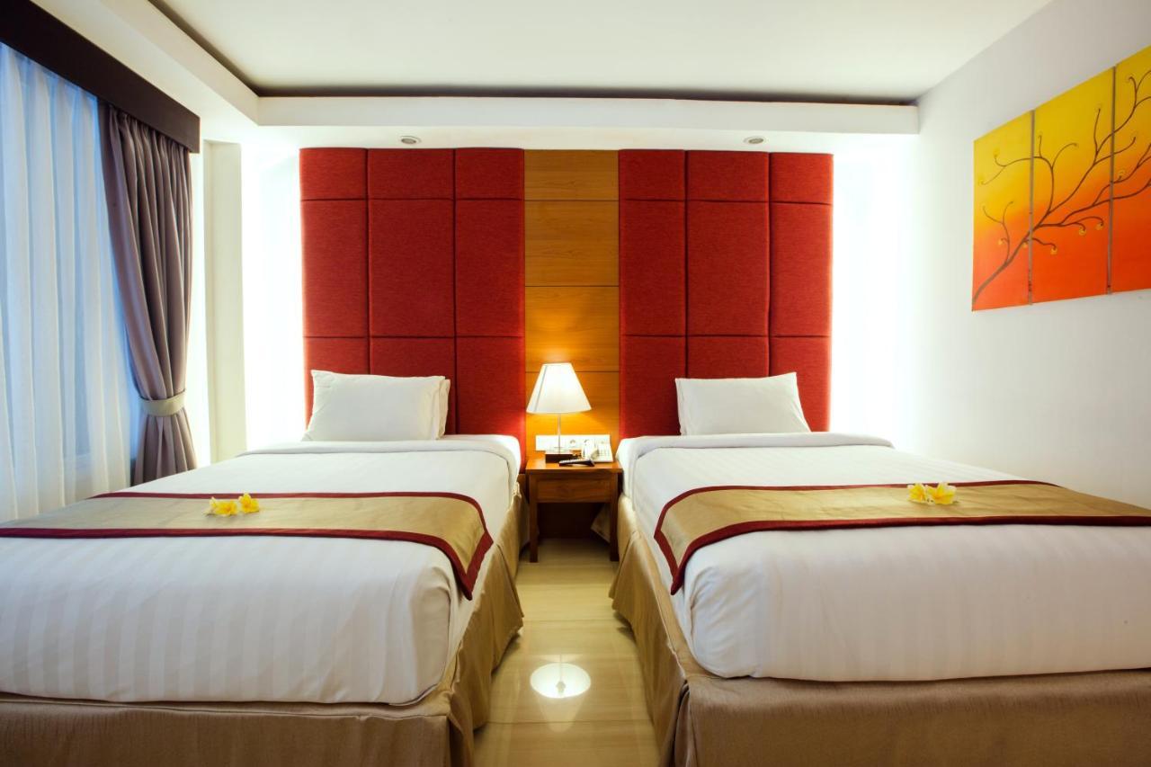 Royal Regantris Kuta Hotel Kuta Lombok Kültér fotó
